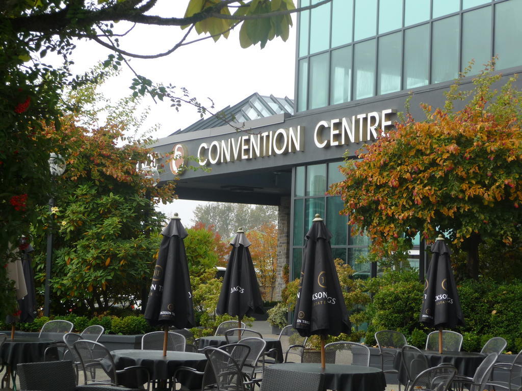 Executive Suites Hotel & Conference Center, Metro Vancouver Burnaby Kültér fotó